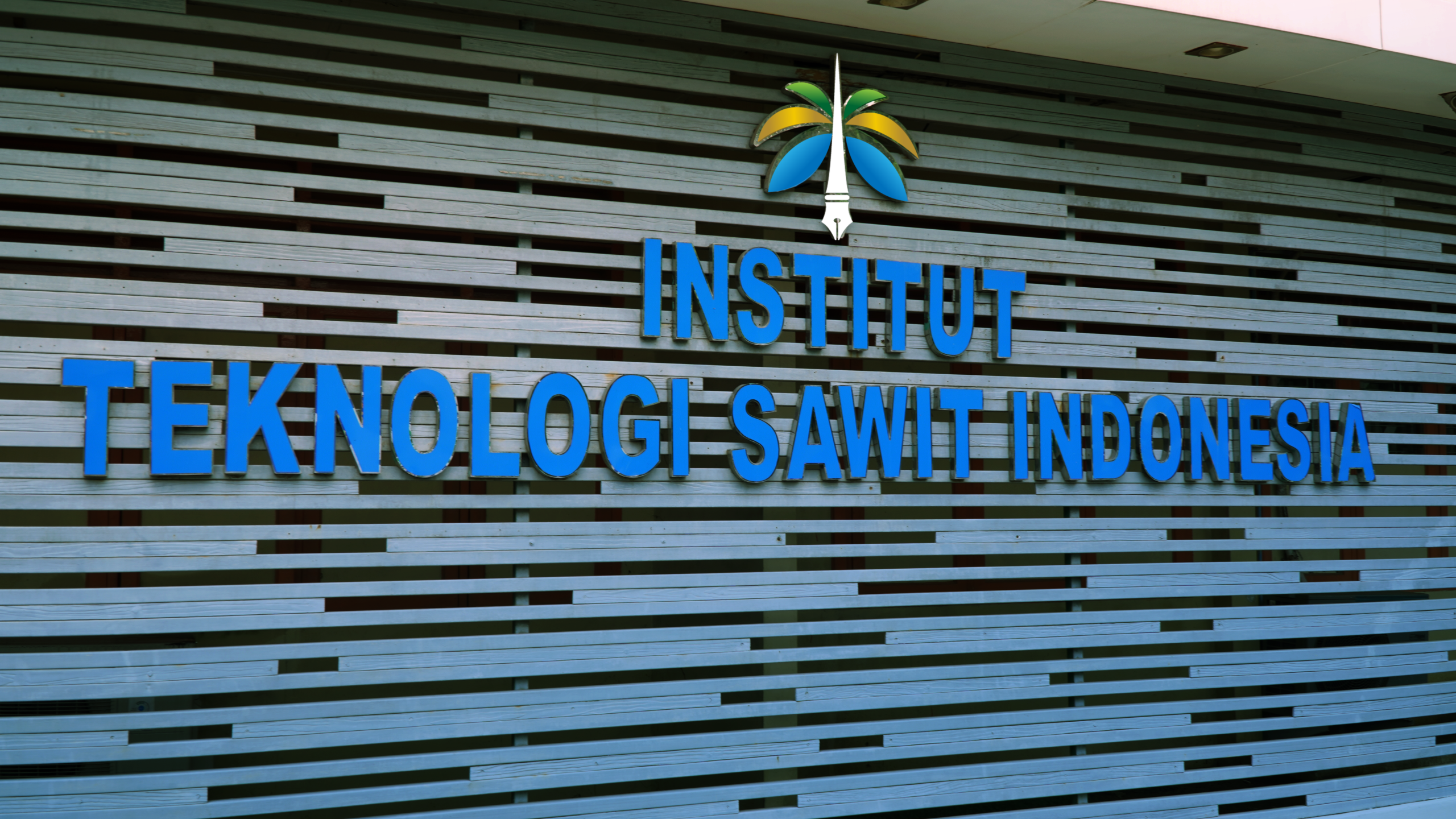 Sistem dan Teknologi Informasi