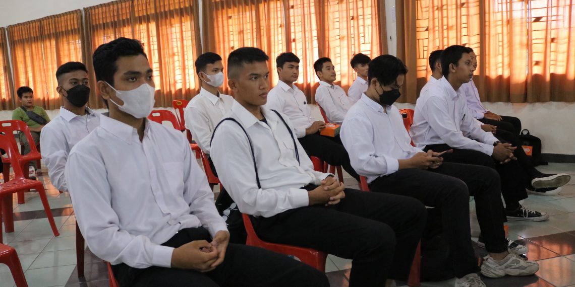 Sosialisasi Tata Cara Pendaftaran Ulang Kepada Calon Mahasiswa ITSI Gelombang III