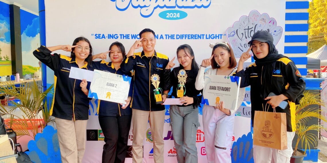 Mahasiswa Institut Teknologi Sawit Indonesia Raih Prestasi Kejuaran Bulu Tangkis Piala Rektor UMN Al Washliyah Medan