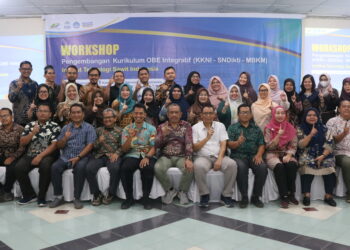 Pengembangan Kurikulum OBE Integratif ( KKNI – SNDikti – MBKM)