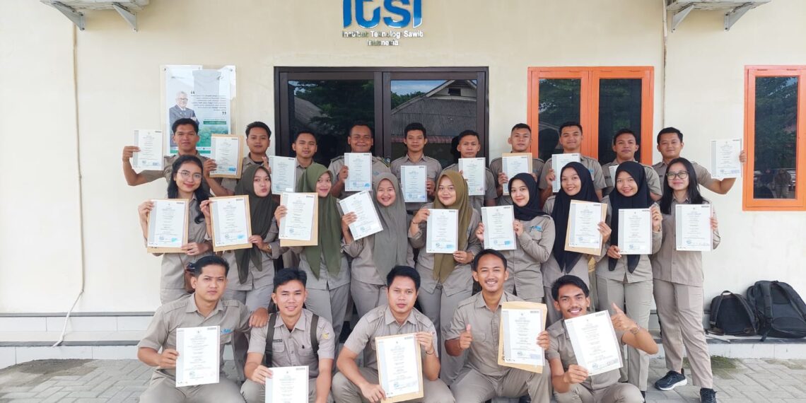 Penyerahan Sertifikat Kompetensi Mahasiswa Beasiswa SDM Sawit BPDP Angkatan III (Tahun 2021)